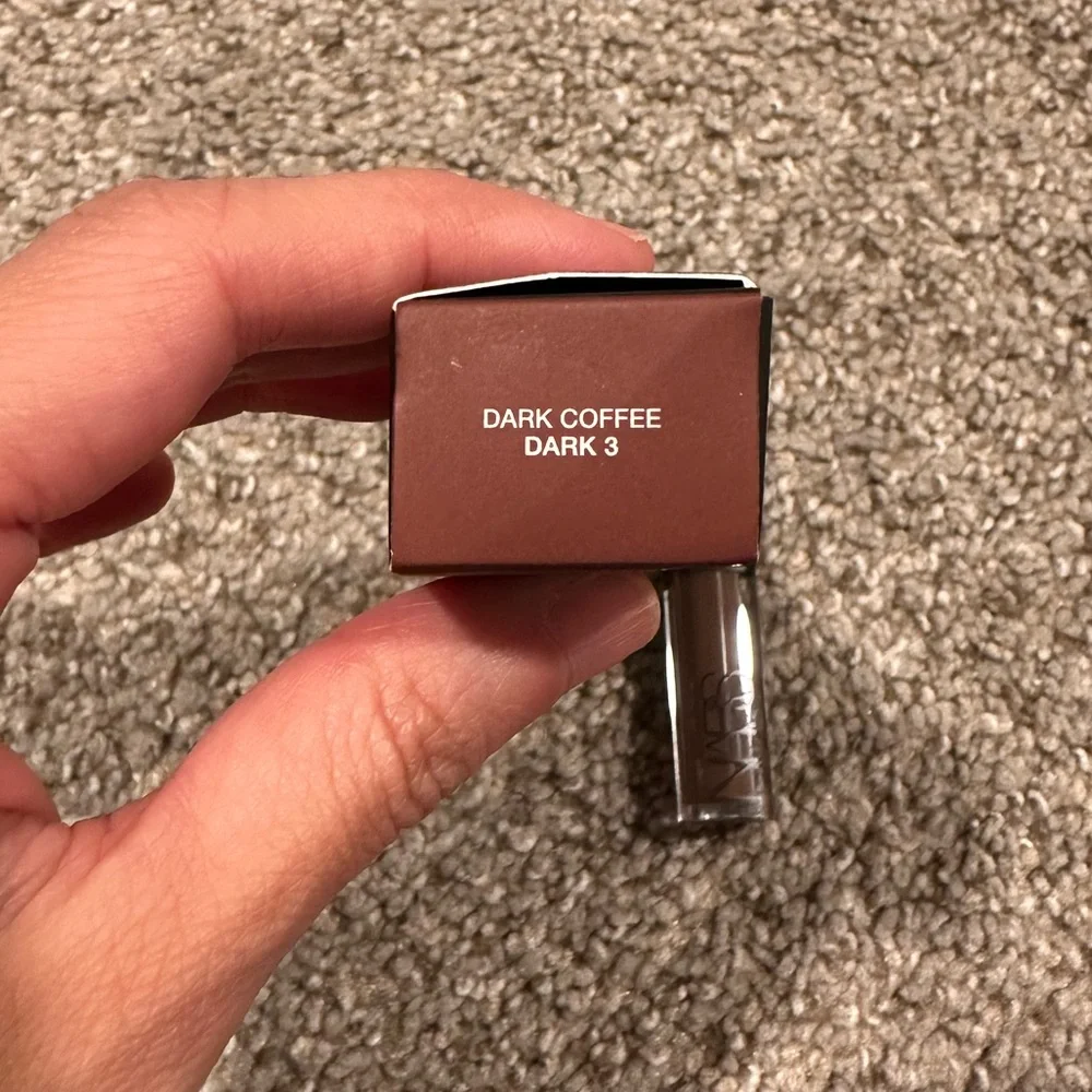 NARS Mini Radiant Creamy Concealer - Dark Coffee
